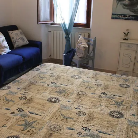 Apartment Casa La Piazzetta Di Pomonte